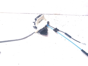 Mercedes Benz C-Class 204 (2007–2014) Rear side door lock A2047302435 - 2