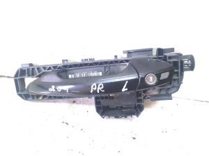 Mercedes Benz C-Class 204 (2007–2014) Front door exterior handle A2047601534 - 3
