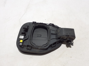 Ford Mustang Mach-E Mach-E (2020–2026) Bouchon de remplissage de carburant LJ8B10C706AG - 2