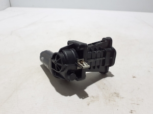 Ford Mustang Mach-E Mach-E (2020–2026) Esiukse servosulgur LJ8B14B351AF - 3
