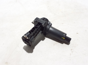   Fermeture assistée de porte avant  - LJ8B14B351AF 