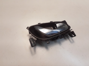 NISSAN X-Trail T32 (2013–2021) Front door inner handle 806704CA1A - 2