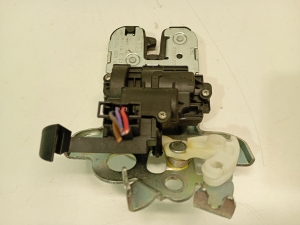 Skoda Superb (2008–2015) Trunk lid lock 6K9827505A - 3