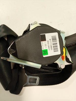 Skoda Superb (2008–2015) Rear seat belt 617719800 - 3