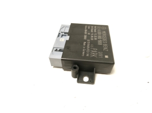 Mercedes Benz C-Class 205 (2014–2021) Parking system control unit A0009001808 - 5