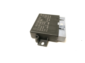 Mercedes Benz C-Class 205 (2014–2021) Parking system control unit A0009001808 - 6