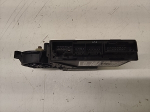 AUDI A4 B7 (2004–2008) Front door window regulator motor 8E1959801B - 3