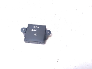 Mercedes Benz C-Class 204 (2007–2014) Rear side door control unit A2129004006 - 2