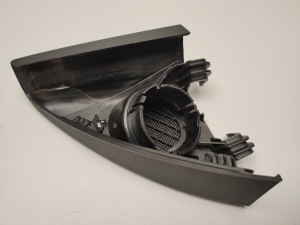 Mercedes Benz C-Class 205 (2014–2021) Esiukse muu osa A2057200148 - 4