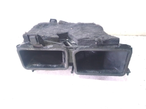 Mercedes Benz GLK-Class 204 (2008–2015) Innenraumluftfiltergehäuse A2048300103