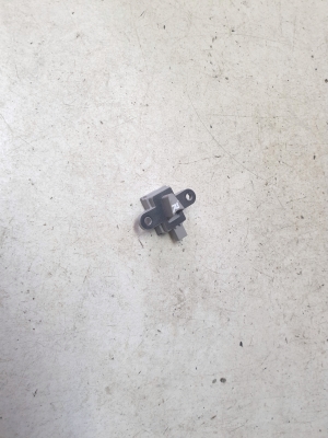 Mercedes Benz C-Class 204 (2007–2014) Airbag sensor A2048210651 - 4