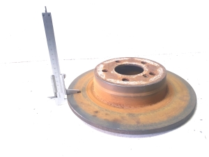 Mercedes Benz C-Class 204 (2007–2014) Tagumine piduriketas - 3