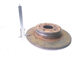 Mercedes Benz C-Class 204 (2007–2014) Tagumine piduriketas - 2