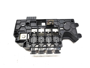 Mercedes Benz EQA H243 (2021–2026) Kaitsmeplokid A1775404307 - 2