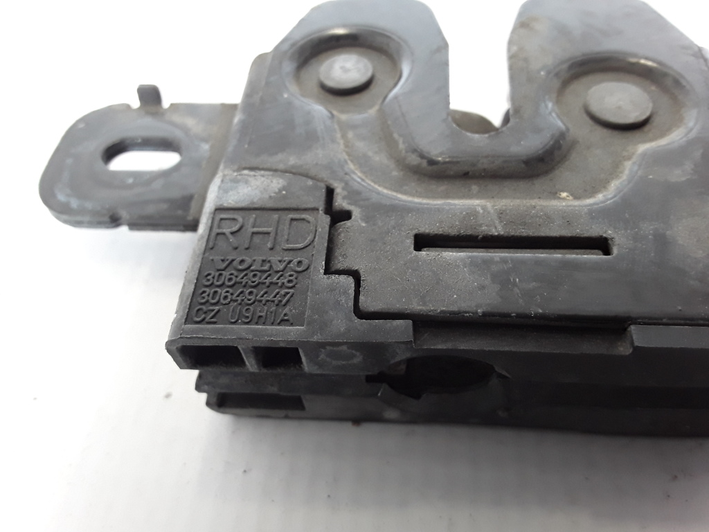 VOLVO S80 2 generation (2006-2020) Verrouillage du capot côté droit 30649448 21089763