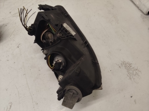 Volkswagen Passat B5 (1997–2005) Scheinwerfer vorne 3B0941015 - 2