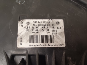 Volkswagen Passat B5 (1997–2005) Scheinwerfer vorne 3B0941015 - 3