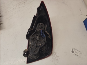 NISSAN Primera P12 (2001–2008) Eckleuchte hinten 26555AU220 - 2