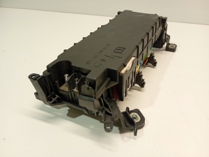 Mercedes Benz CLA-Class W117 (2013–2019) Kaitsmekarp salongis A2465400140 - 3