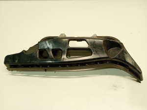 Mercedes Benz CLA-Class W117 (2013–2019) Tagakaitseraua kinnitus A1178850765 - 2