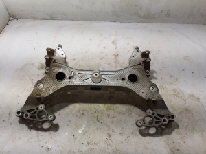 Ford Mustang Mach-E Mach-E (2020–2026) Eesmine alusraam PJ9C5C145AA - 2