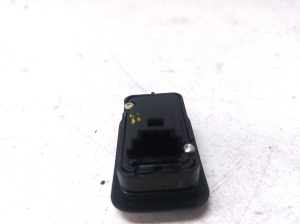 Mercedes Benz C-Class 204 (2007–2014) Trunk opening switch A2048707051 - 2