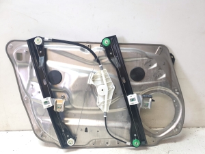Mercedes Benz C-Class 204 (2007–2014) Priekšējo durvju logu pacēlājs A2047200279 - 3