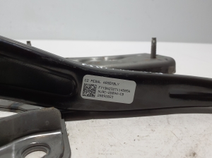 Ford Mustang Mach-E Mach-E (2020–2026) Piduripedaal NJ9C2D094CB - 3