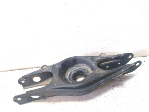 Mercedes Benz C-Class 204 (2007–2014) Querlenker hinten A20092010 - 2