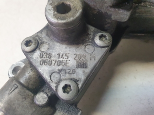 Volkswagen Passat B6 (2005–2010) Vacuum pump 038145209H - 2
