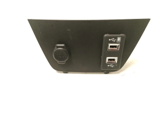 Prise USB - 39072762