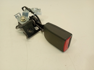   Rear seat belt buckle  - KB8MH 