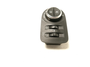 Opel Crossland X X 75 (2017–2026) Headlight switch 39208053 - 4