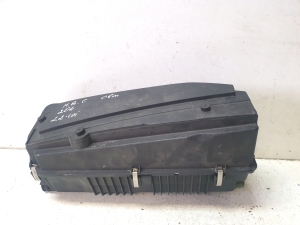 Mercedes Benz C-Class 204 (2008–2015) Air filter housing A6460902001 - 3