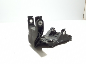 Ford Mustang Mach-E Mach-E (2020–2026) Halter für Klimakompressor LJ9H19F669AE - 2