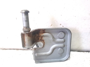 Mercedes Benz C-Class 204 (2007–2014) Summuti hoidik A2044920741 - 4