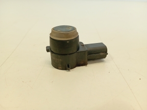   Front parking sensor  - 13368131 