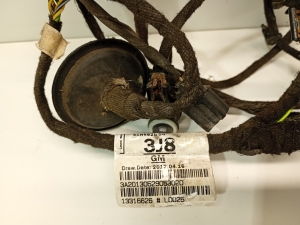 Opel Astra J (2009–2017) Rear parking sensor cable 13316626 - 3