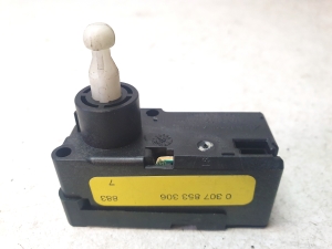 Mercedes Benz GLA-Class 156 (2013–2019) Scheinwerfer Stellmotor 0307853306 - 2