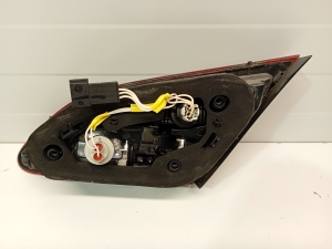 Opel Astra J (2009–2017) Tail light on trunk lid 13399954 - 3