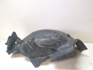 Mercedes Benz C-Class 204 (2007–2014) Front wheel arch liner, front section A2046905930 - 4