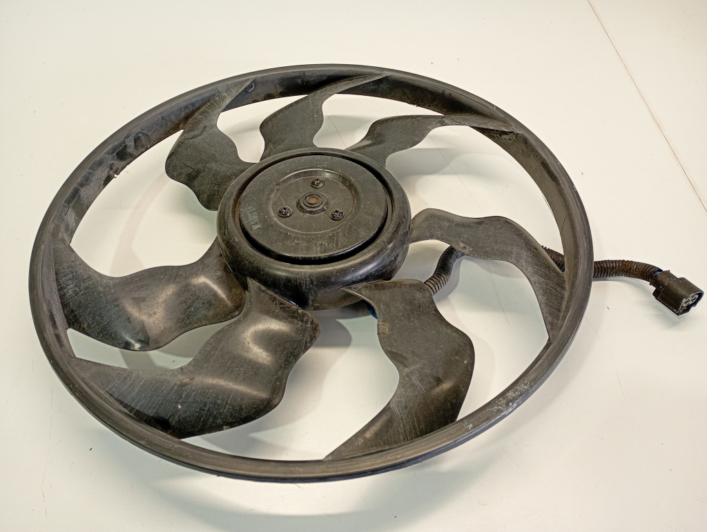 Kia Sportage (2010–2016) Jahutusventilaator ja selle osad A005531 Kia Sportage (2010–2016) Jahutusventilaator ja selle osad A005531
