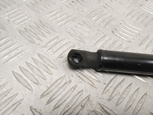 Hyundai IONIQ (2016–2026) Trunk lid strut 81781G2000 - 5