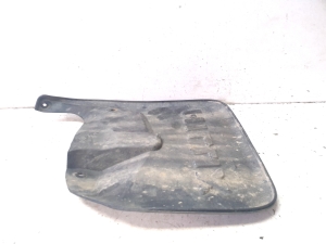 TOYOTA Hilux (2015–2020) Mud flap 766220K160 - 2