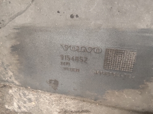 VOLVO S80 I (1998–2006) Tagumine kaitseraud 9154852 - 3