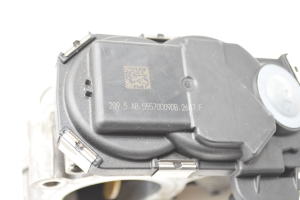 Opel Astra K (2015–2021) Drosselklappe 55570009DB - 5