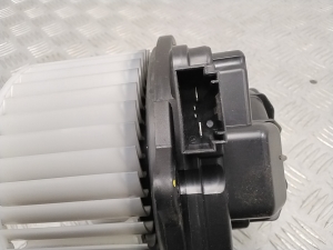 Hyundai IONIQ (2016–2026) Heater blower motor D316CWFAA01 - 4