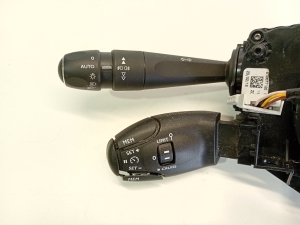 Peugeot 308 (2013–2021) Switch and its parts 98072732ZD - 4