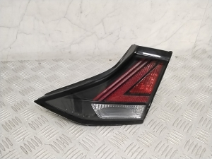   Tail light on trunk lid  - 92404G2200 