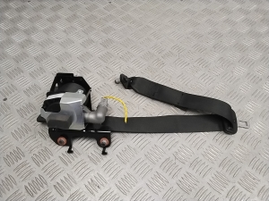   Rear seat belt  - 89810G2300 
